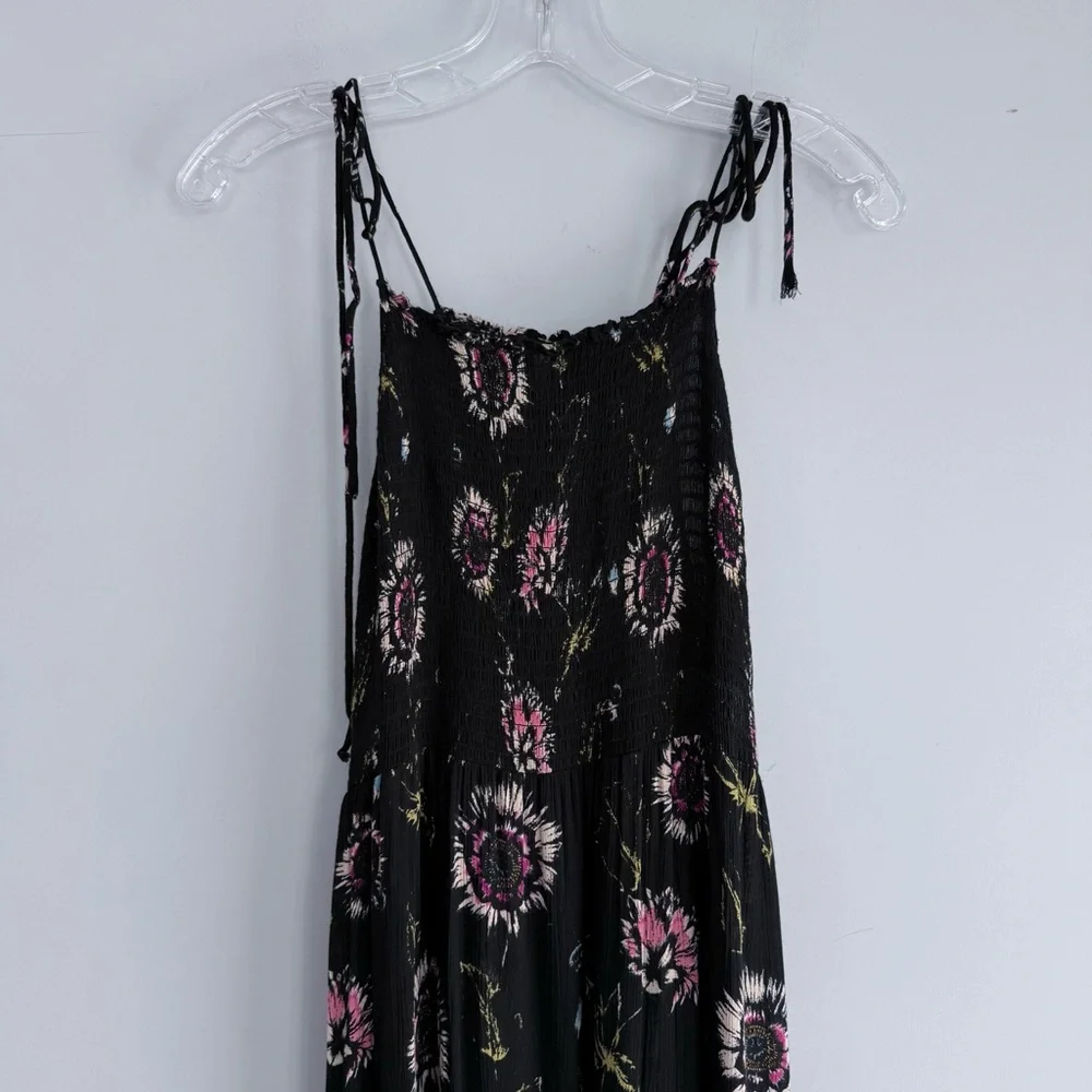 Free People Garden Party Floral Maxi Dress L Boho Smocked Tiered A-Line Romantic - Picture 11 of 16